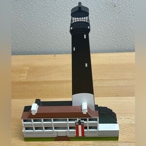 Sheila’s Pensacola Lighthouse. PLH07 1998 Wood Florida Collectable.